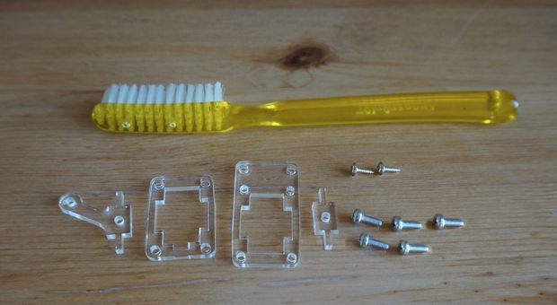 技术宅发明的这些“shittyrobots”_ 图片描述