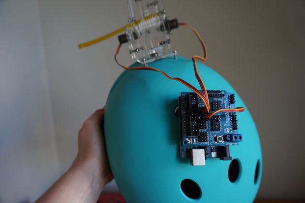 技术宅发明的这些“shittyrobots”_ 图片描述