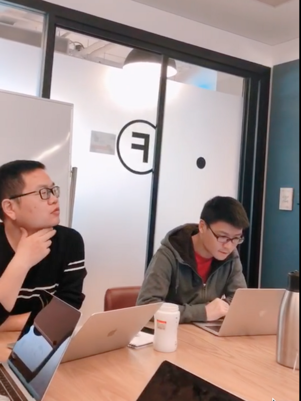 总爱提问的昌哥