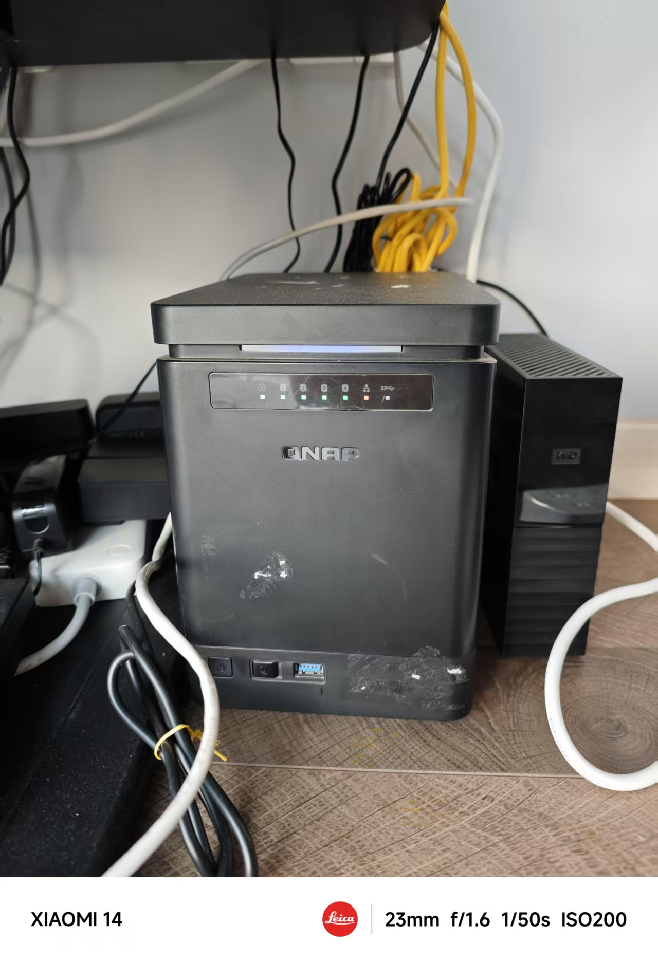 QNAP NAS